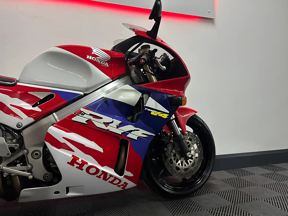 Used 2011 Honda RVF400 Other - Interior and Exterior details 9