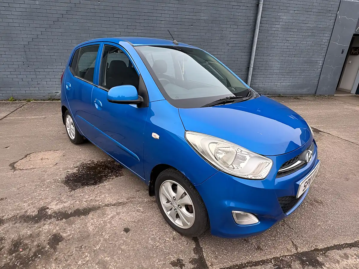 Used 2011 Hyundai i10 Active Blue - Front View