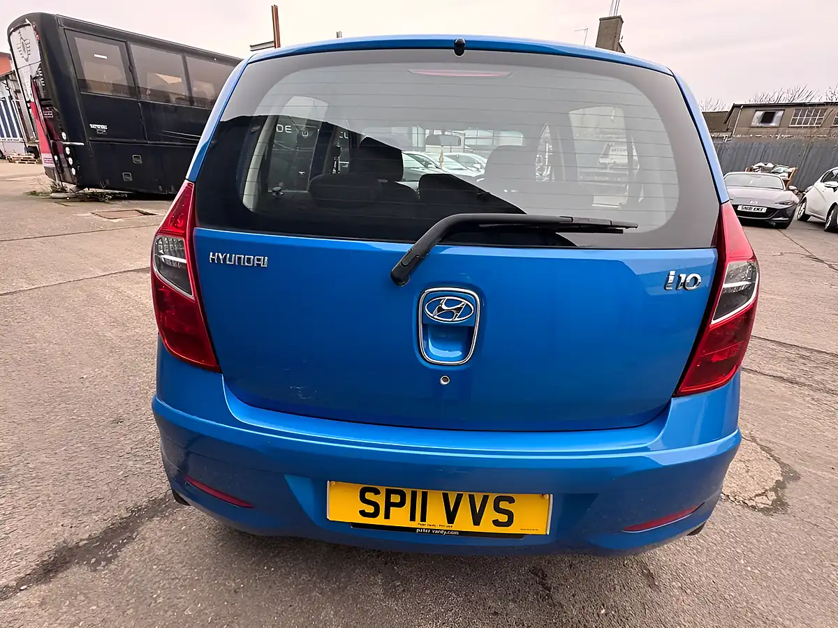 Used 2011 Hyundai i10 Active Blue - Interior and Exterior details 13