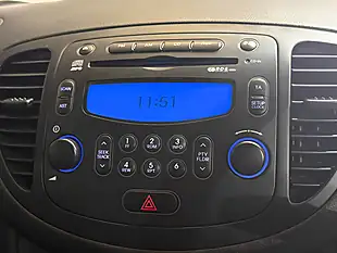 Used 2011 Hyundai I10 Active Red - Interior and Exterior details 10