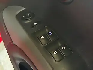 Used 2011 Hyundai I10 Active Red - Interior and Exterior details 14