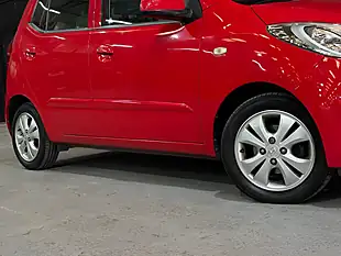 Used 2011 Hyundai I10 Active Red - Interior and Exterior details 20