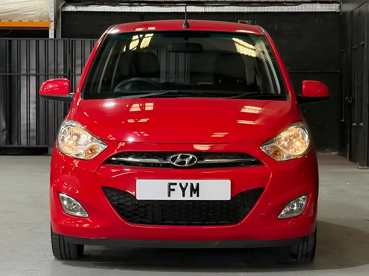 Used 2011 Hyundai I10 Active Red - Interior and Exterior details 7