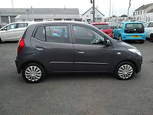 Used 2011 Hyundai i10 Classic Grey - Interior and Exterior details 7