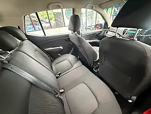 Used 2011 Hyundai I10 Classic Red - Interior and Exterior details 17