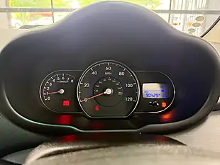 Used 2011 Hyundai I10 Classic Red - Interior and Exterior details 19