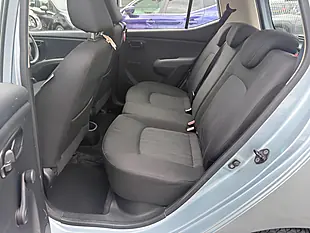 Used 2011 Hyundai I10 Classic Silver - Interior and Exterior details 14