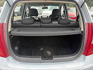 Used 2011 Hyundai I10 Classic Silver - Interior and Exterior details 19