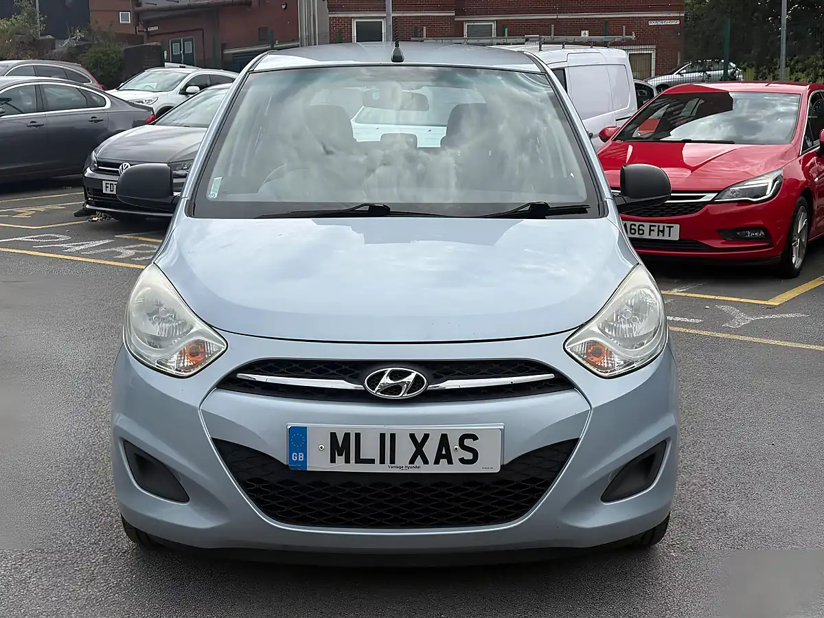 Used 2011 Hyundai I10 Classic Silver - Interior and Exterior details 2