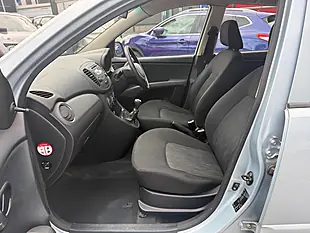 Used 2011 Hyundai I10 Classic Silver - Interior and Exterior details 20