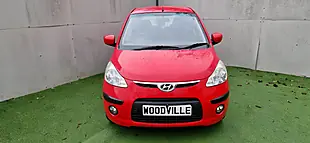 Used 2011 Hyundai I10 Comfort Red - Interior and Exterior details 2