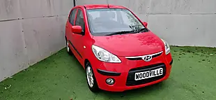 Used 2011 Hyundai I10 Comfort Red - Interior and Exterior details 3