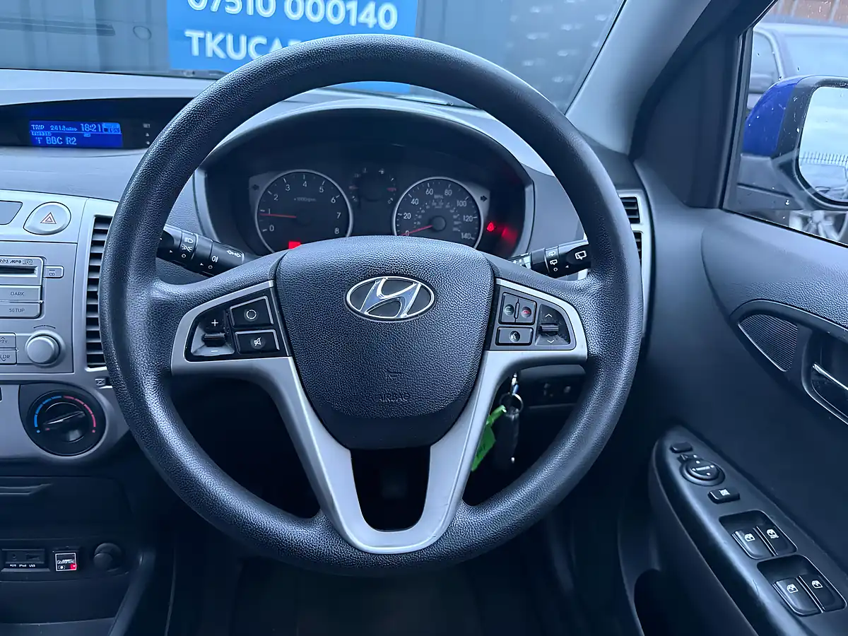 Used 2011 Hyundai I20 Comfort Euro 5 5dr Blue - Interior and Exterior details 17