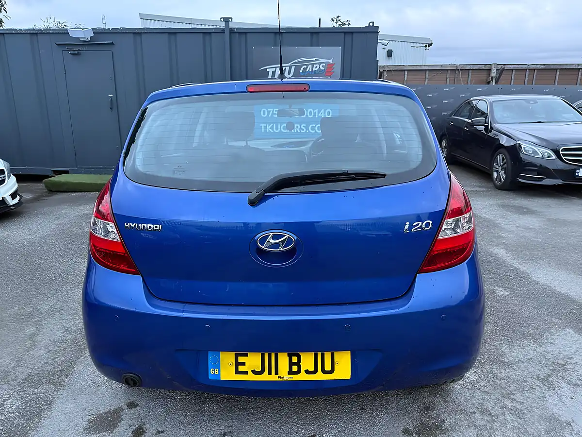 Used 2011 Hyundai I20 Comfort Euro 5 5dr Blue - Interior and Exterior details 6