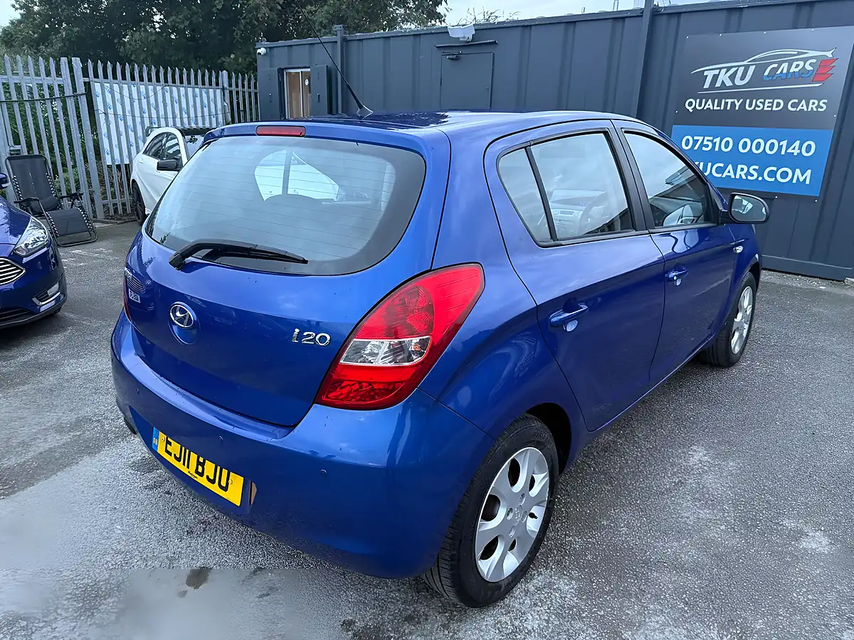 Used 2011 Hyundai I20 Comfort Euro 5 5dr Blue - Interior and Exterior details 7