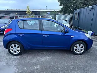 Used 2011 Hyundai I20 Comfort Euro 5 5dr Blue - Interior and Exterior details 8