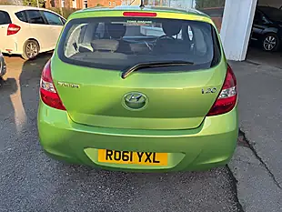 Used 2011 Hyundai I20 Comfort Green - Interior and Exterior details 6