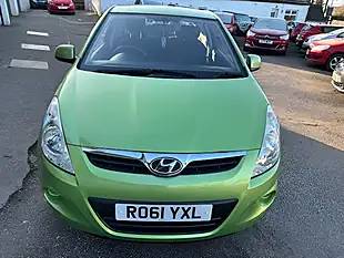 Used 2011 Hyundai I20 Comfort Green - Interior and Exterior details 9