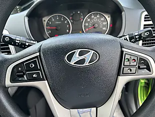 Used 2011 Hyundai i20 Comfort Green - Interior and Exterior details 15