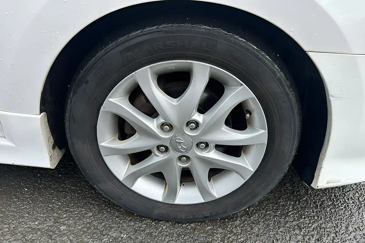 Used 2011 Hyundai i30 Comfort White - Interior and Exterior details 17