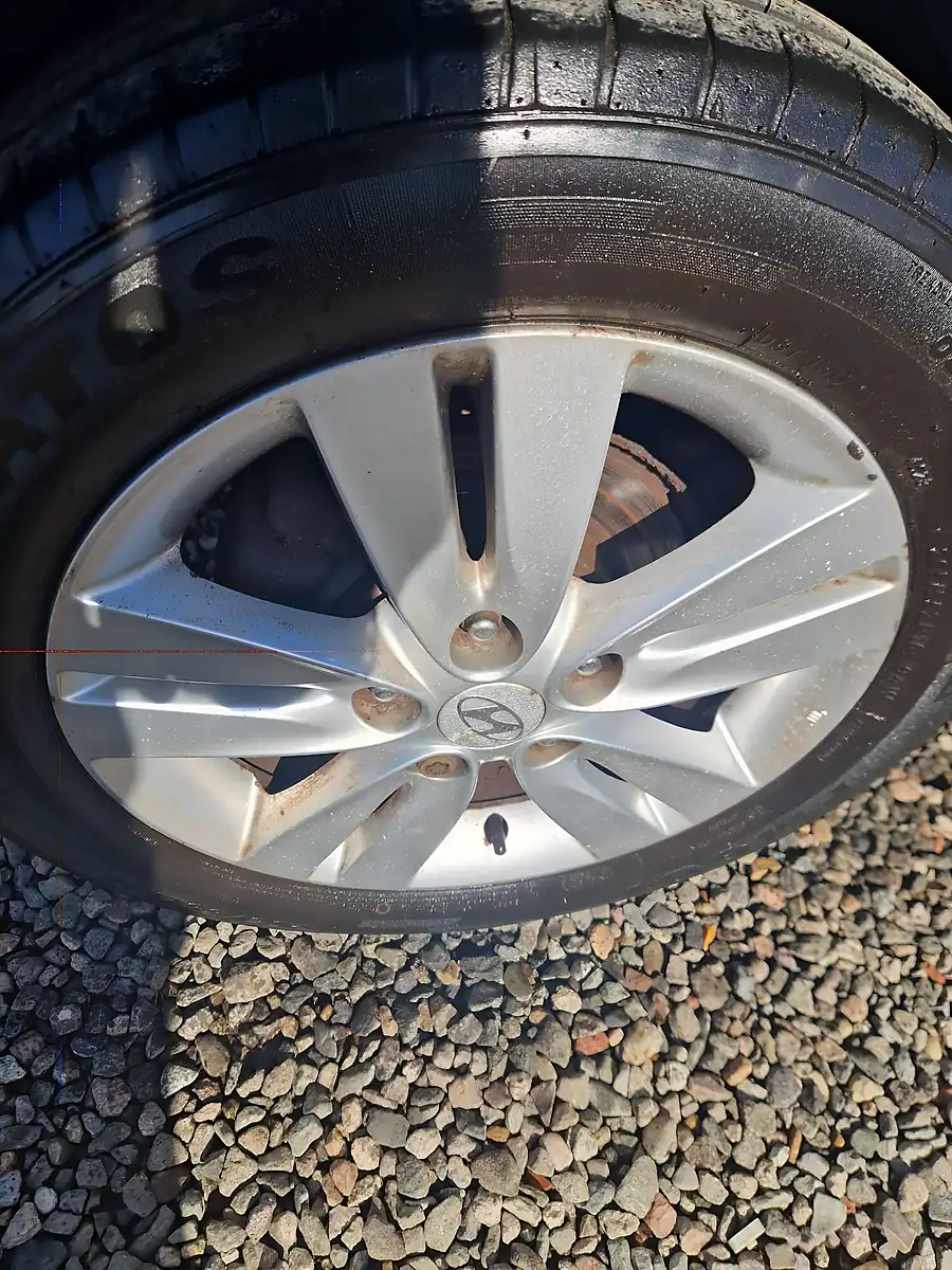 Used 2011 Hyundai Ix20 Style Grey - Interior and Exterior details 11