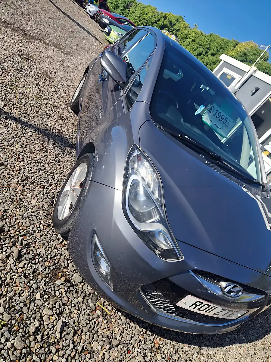 Used 2011 Hyundai Ix20 Style Grey - Interior and Exterior details 3