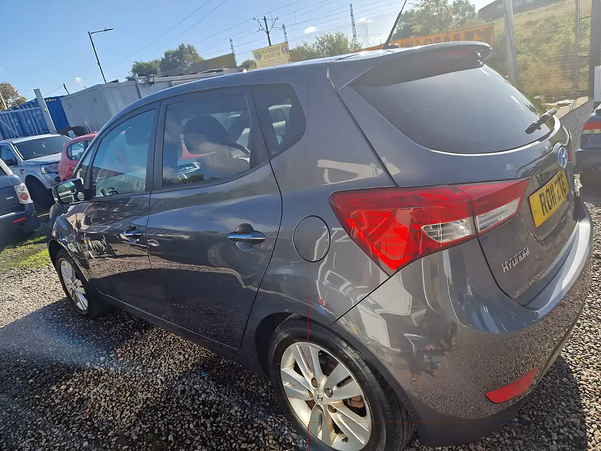 Used 2011 Hyundai Ix20 Style Grey - Interior and Exterior details 7