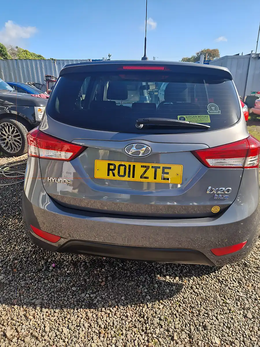 Used 2011 Hyundai Ix20 Style Grey - Interior and Exterior details 8