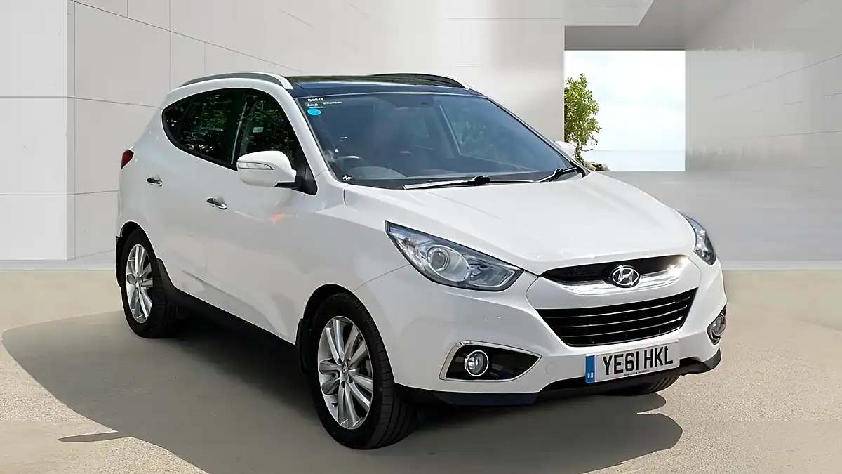 Used 2011 Hyundai Ix35 Premium White - Front View