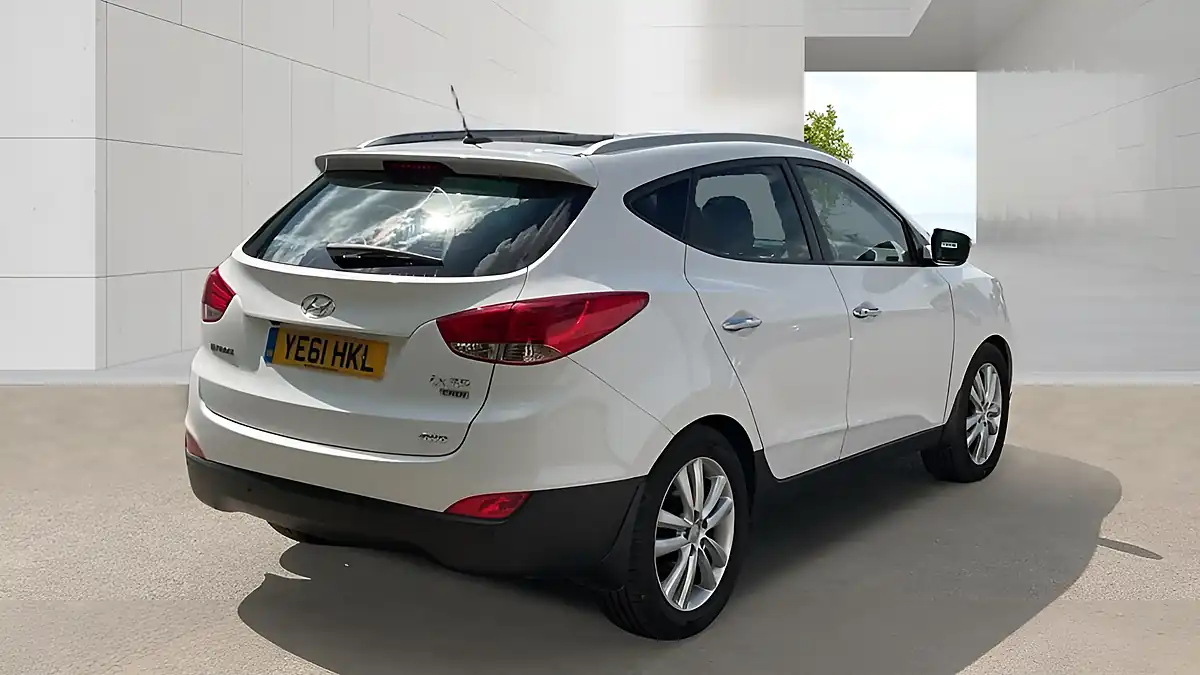 Used 2011 Hyundai Ix35 Premium White - Interior and Exterior details 4