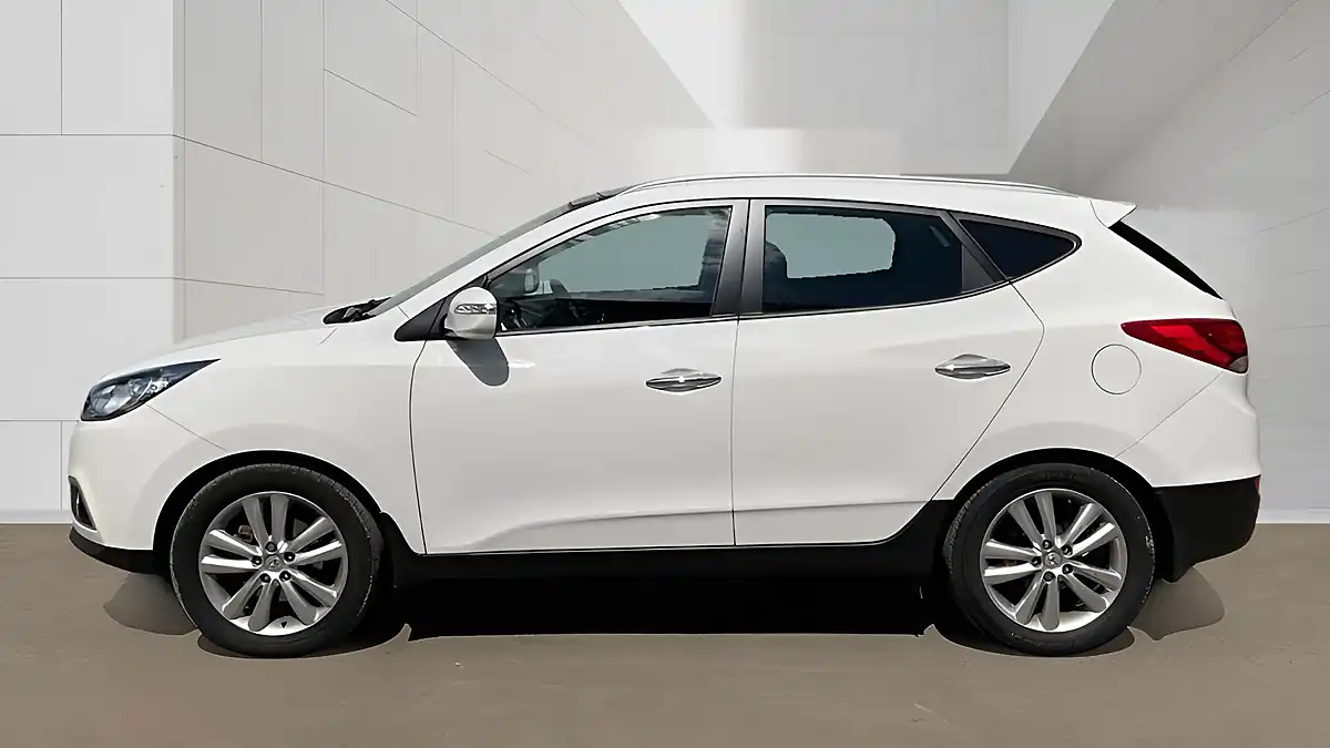 Used 2011 Hyundai Ix35 Premium White - Interior and Exterior details 6