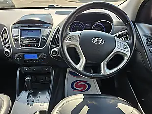 Used 2011 Hyundai Ix35 Premium White - Interior and Exterior details 11