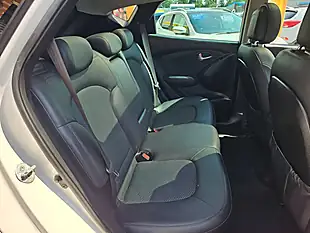 Used 2011 Hyundai Ix35 Premium White - Interior and Exterior details 6
