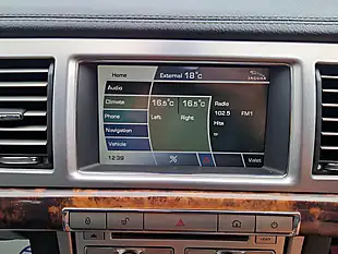 Used 2011 Jaguar Xf Luxury White - Interior and Exterior details 19