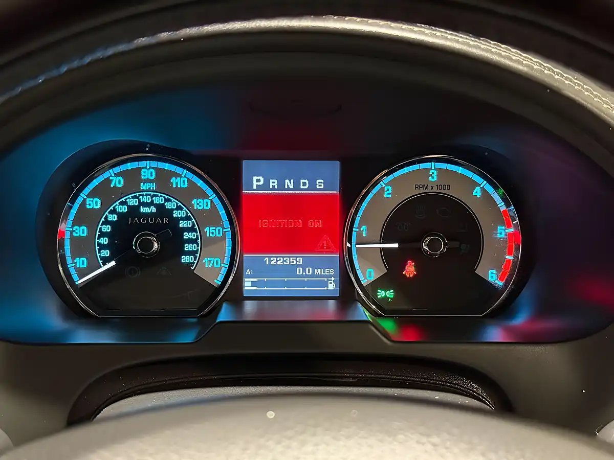 Used 2011 Jaguar Xf Portfolio Black - Interior and Exterior details 17