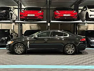 Used 2011 Jaguar Xf Portfolio Black - Interior and Exterior details 4