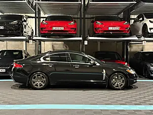 Used 2011 Jaguar Xf Portfolio Black - Interior and Exterior details 8