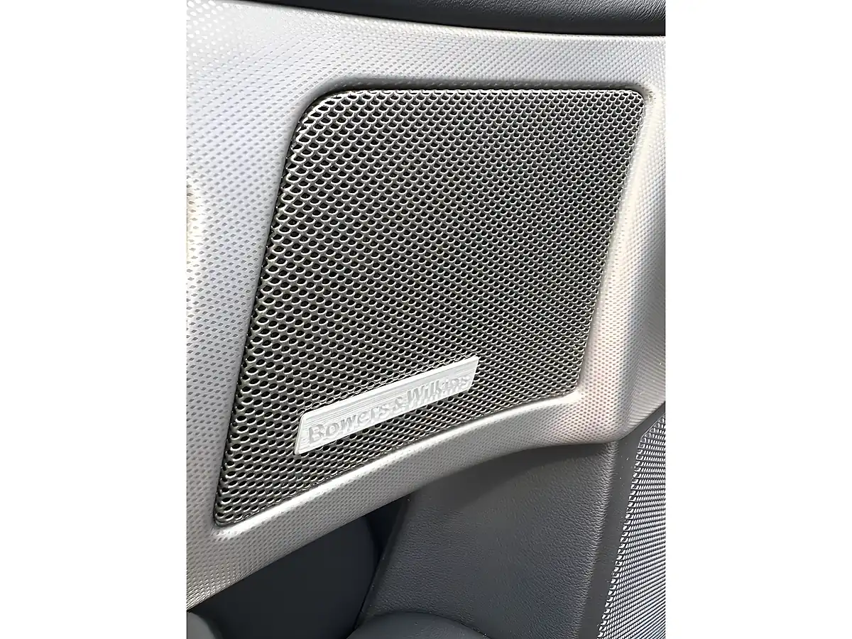 Used 2011 Jaguar Xf Premium Luxury Grey - Interior and Exterior details 16