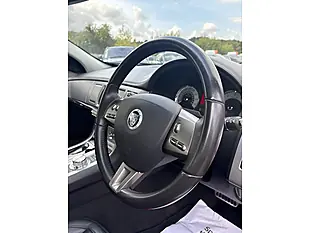 Used 2011 Jaguar Xf Premium Luxury Grey - Interior and Exterior details 18