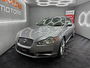 Used 2011 Jaguar Xf Premium Luxury Grey - Interior and Exterior details 7