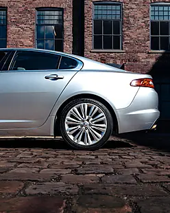 Used 2011 Jaguar Xf Premium Luxury Silver - Interior and Exterior details 12