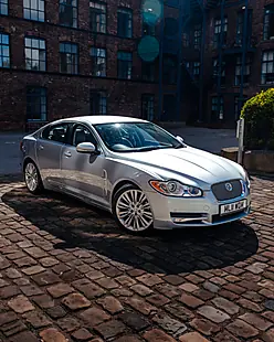 Used 2011 Jaguar Xf Premium Luxury Silver - Interior and Exterior details 4