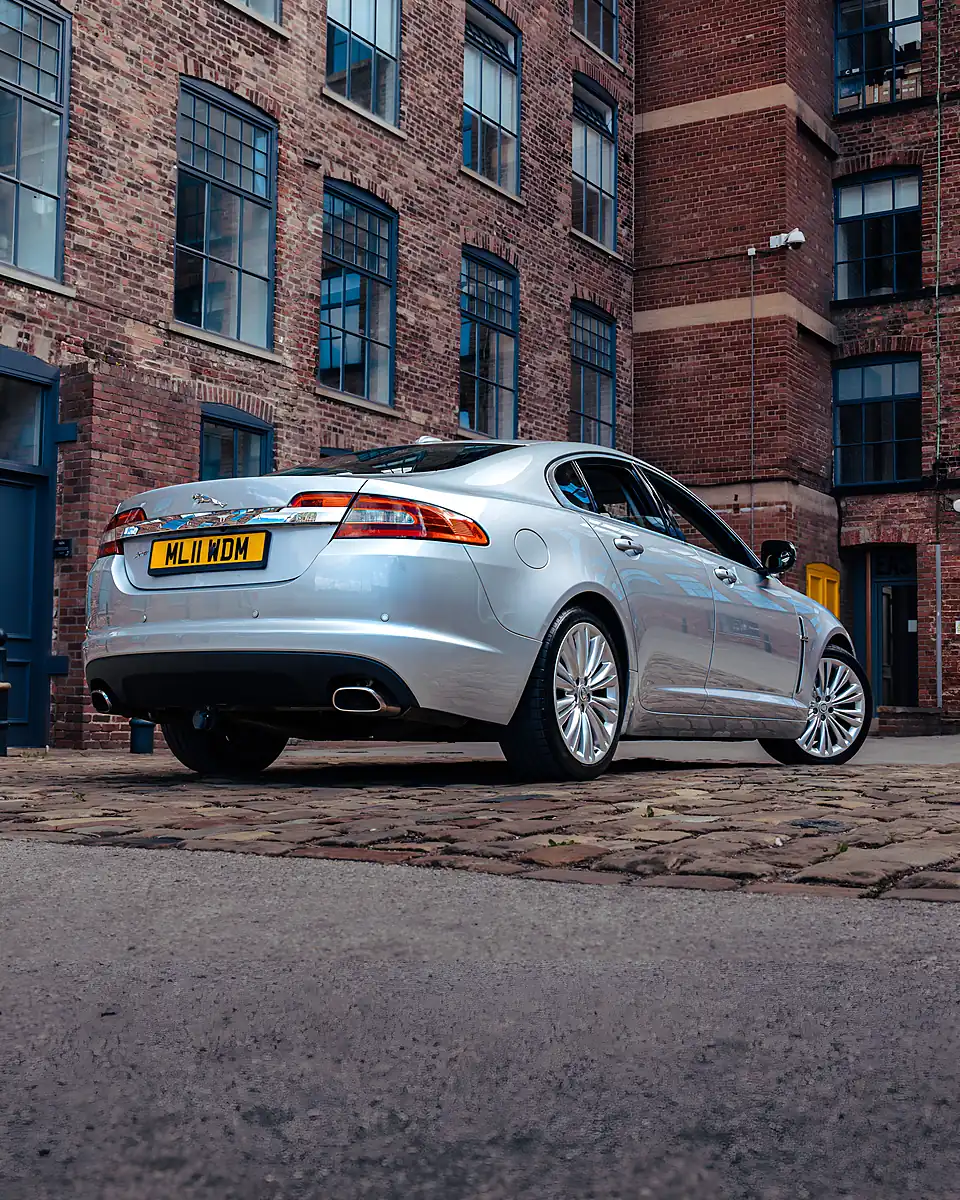 Used 2011 Jaguar Xf Premium Luxury Silver - Interior and Exterior details 7
