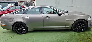 Used 2011 Jaguar Xj Luxury Grey - Interior and Exterior details 7