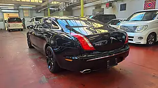 Used 2011 Jaguar Xj Lwb Black - Interior and Exterior details 19