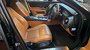Used 2011 Jaguar Xj Lwb Black - Interior and Exterior details 5