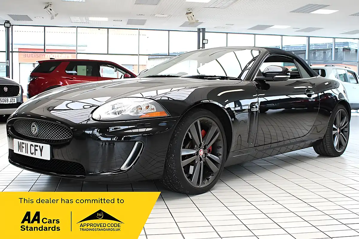 Used 2011 Jaguar Xk Black - Interior and Exterior details 2