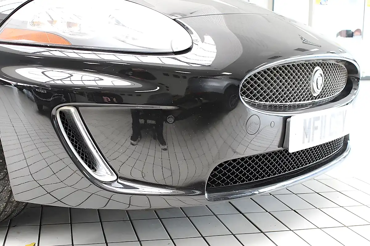 Used 2011 Jaguar Xk Black - Interior and Exterior details 9