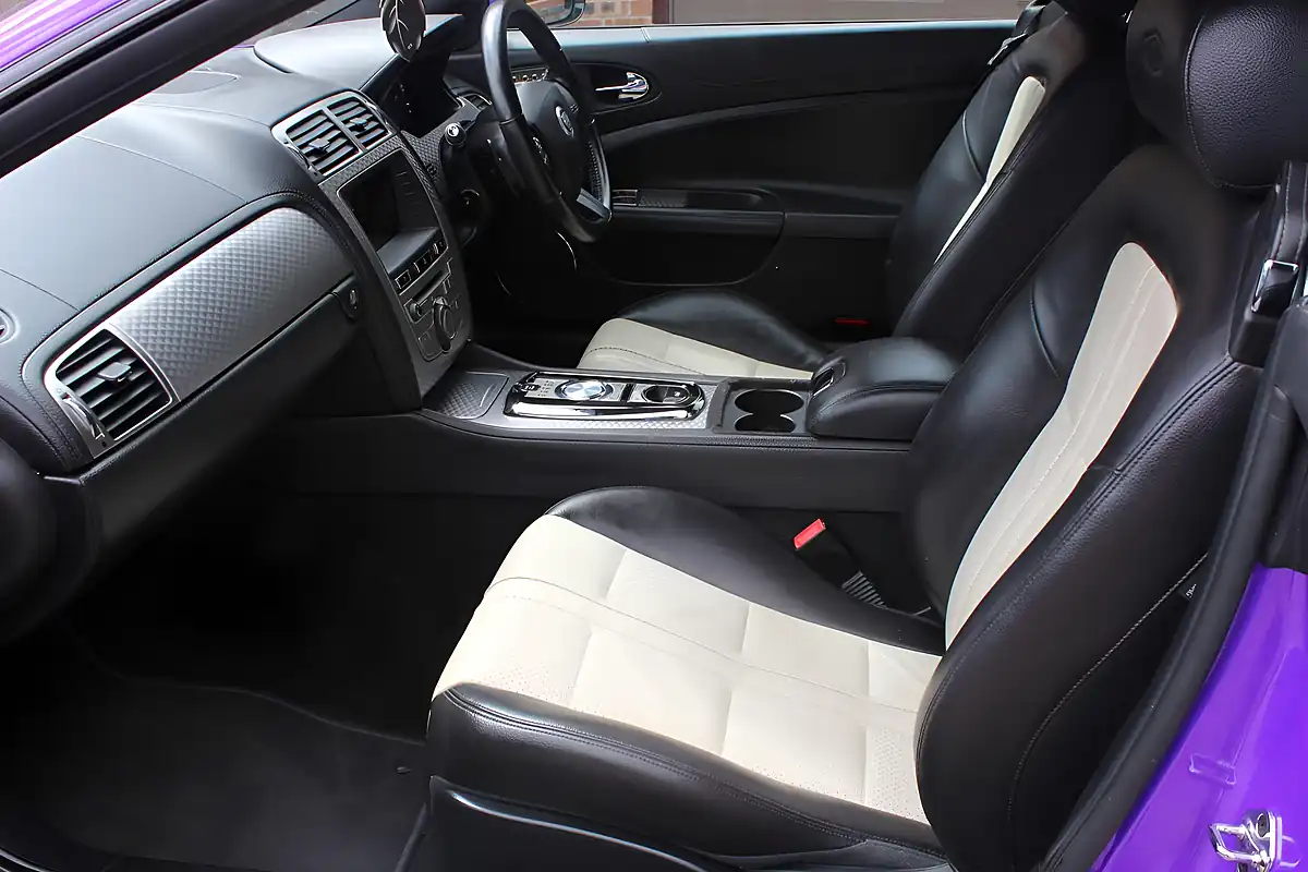 Used 2011 Jaguar Xk Purple - Interior and Exterior details 17