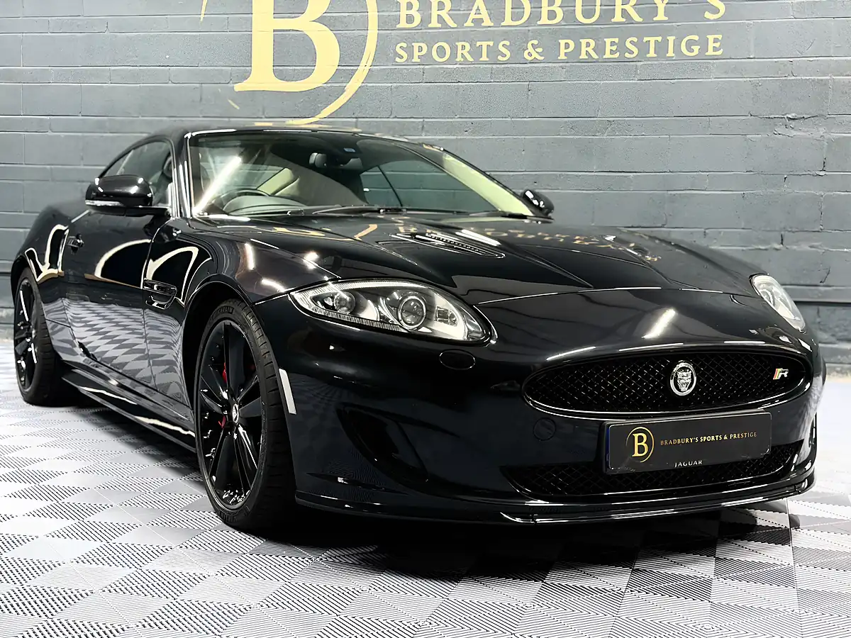 Used 2011 Jaguar Xkr Coupe Black - Interior and Exterior details 10